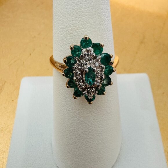 10K Yellow Gold Emerald and Diamond Halo Cluster Ring size 7 - Picture 1 of 7